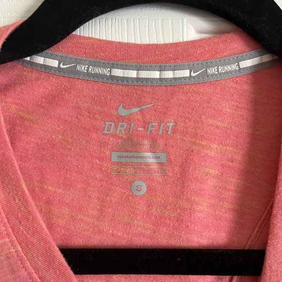 Pink Nike running tank - Picture 3 of 3